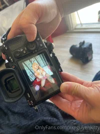 xxnguyenkitty-22-07-2022-2531878106-Some BTS from my shoot just now    It might just be one...webp