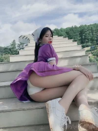 yiyitruong99-2160x2880_b2ea0e3eb16d295c9025494b0ef19b13.webp