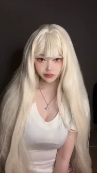 imgi_62_evawxsh---Blonde-Wig-019edc20da8136130a.md.webp