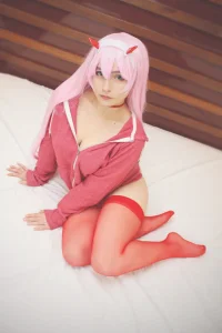 Hey Shika - Zero Two (1).webp