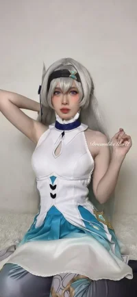 imgi_26_DreamlikeUwU-cosplay-Firefly---HonkaiStar-Rail-497052fd0ece6a47f.md.webp