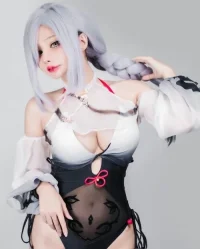 imgi_147_Meenfox-cosplay-Shenhe---Genshin-Impact-3bc96ab9a4290f74f.md.webp